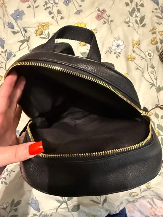 COACH Black Pebbled Leather Backpack with Gold Hardware - Picture 5 of 6